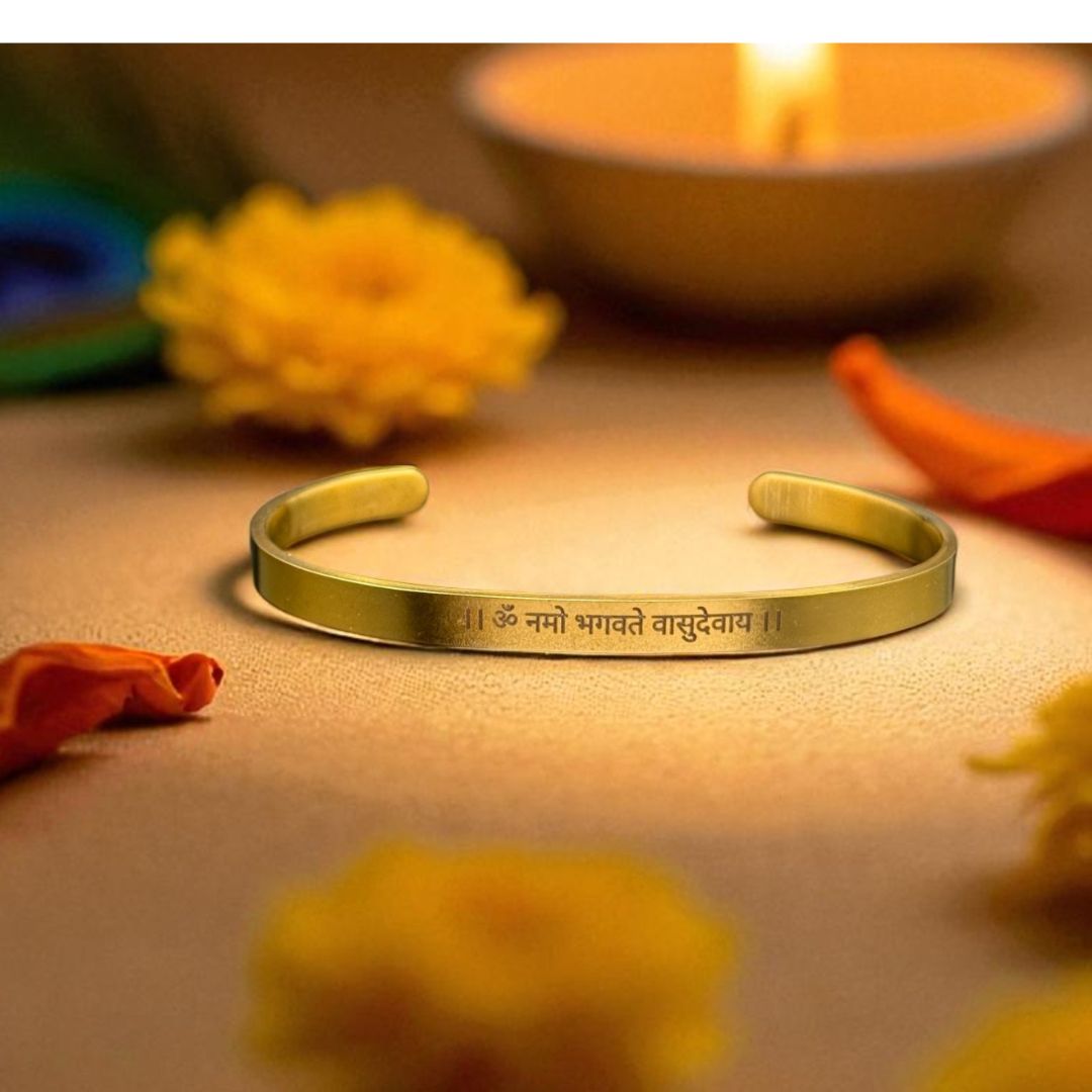 Spiritual Bracelet and Jewelry Gifts 2026: Sacred Pieces Worth Giving in India - Foundation Gift
