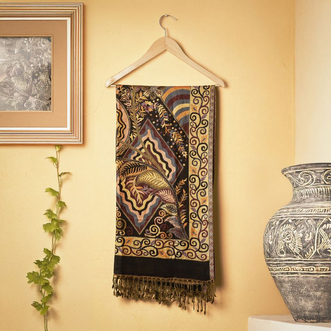 Elegant Beige Jamavar Stole - Traditional Heritage Gift