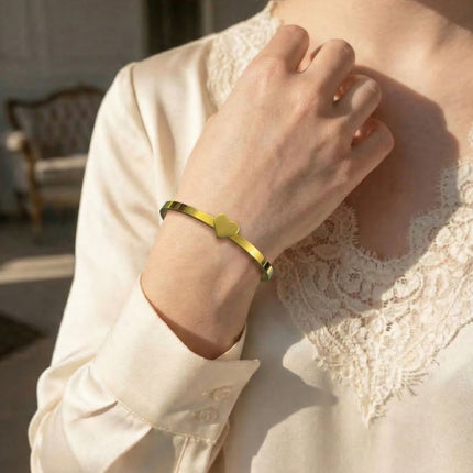 Belle Heart Bracelet