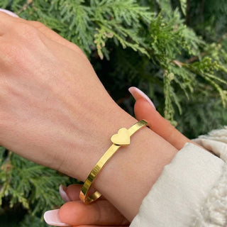 Belle Heart Bracelet