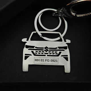 Personalised Maruti Suzuki Invicto Keychain - Premium MPV Style