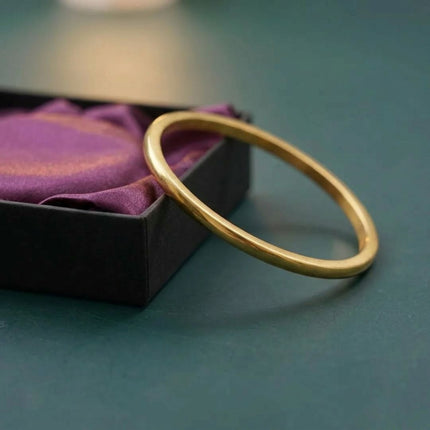 Avira Classic Bracelet - Foundation Gift