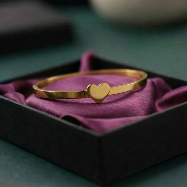 Belle Heart Bracelet - Foundation Gift