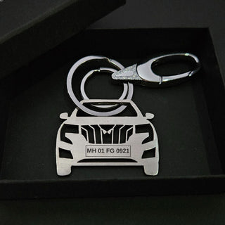 Personalised Car Keychain | Mahindra XUV 700 - Foundation Gift