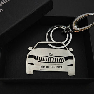 Personalised Car Keychain | Skoda Octavia | 2017|2020 - Foundation Gift