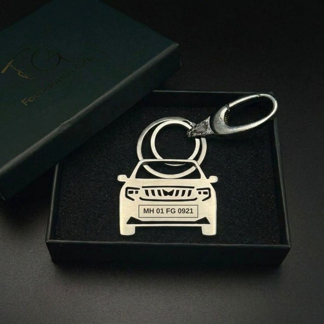 Personalised Mahindra XUV 7XO Keychain – Custom Car Accessory - Foundation Gift