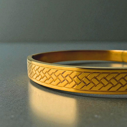Weave Kada - Best Gold Kada For Men - Foundation Gift